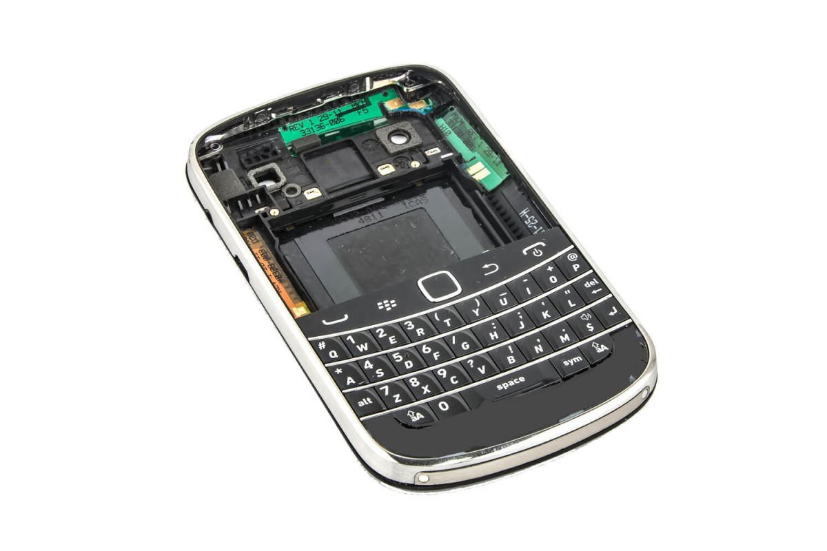 Купить новый оригинальный чёрный корпус для BlackBerry 9900|9930 Bold в  Москве