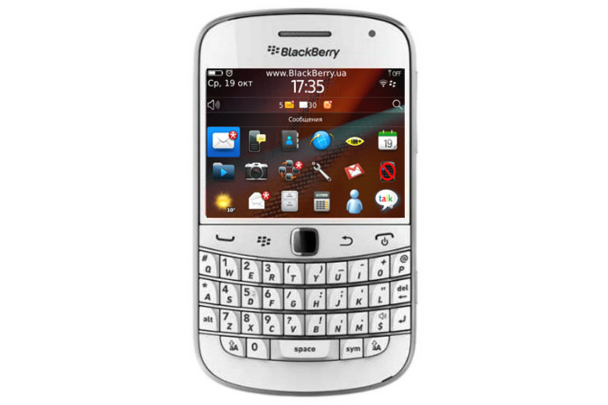 Купить новый оригинальный Смартфон BlackBerry 9900 Белый в Москве