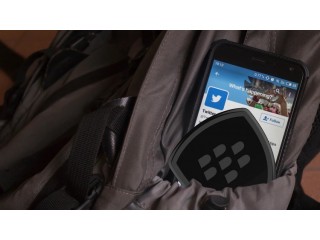 BlackBerry объявила о запуске портативного беспроводного зарядного устройства