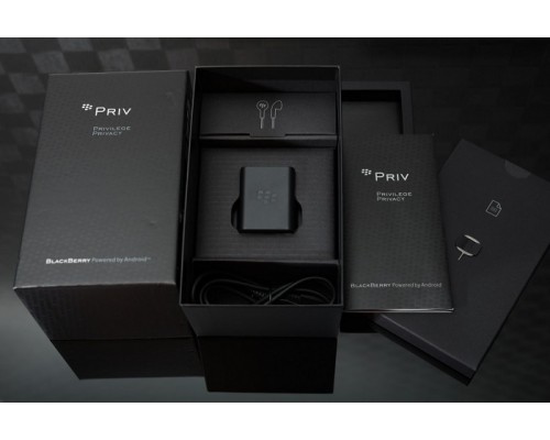 Коробка с аксессуарами BlackBerry Priv