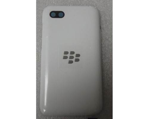 Крышка аккумулятора белая BlackBerry Q5